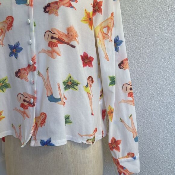 Y2k vintage Bebe pinup guitar print button down shirt - Picture 15 of 15